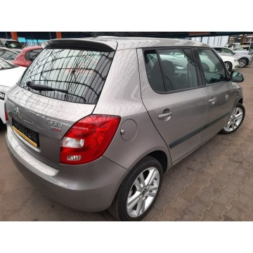Skoda Fabia  Hatchback 2010,  1.6 diesel - Na sprzedaż za 14 600 zł - Mysłowice - zdjęcie 7