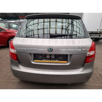 Skoda Fabia  Hatchback 2010,  1.6 diesel - Na sprzedaż za 14 600 zł - Mysłowice - zdjęcie 9