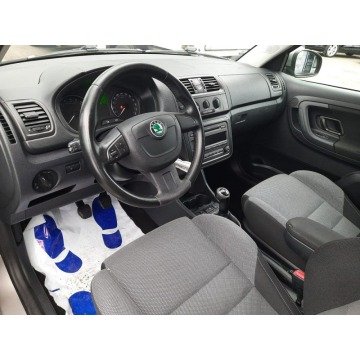 Skoda Fabia  Hatchback 2010,  1.6 diesel - Na sprzedaż za 14 600 zł - Mysłowice - zdjęcie 12