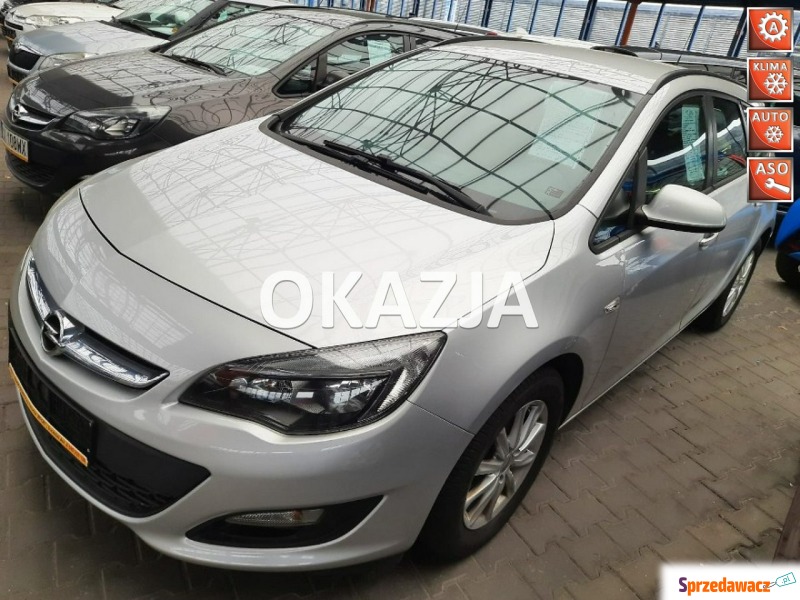 Opel Astra  Kombi 2015,  1.4 benzyna, automat - Na sprzedaż za 24 700 zł - Mysłowice