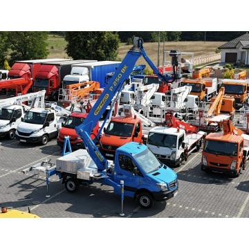 Mercedes - Benz Sprinter 2018,  2.5 diesel - Na sprzedaż za 436 650 zł - Widełki - zdjęcie 5