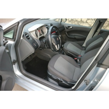 Seat Ibiza 2010,  1.4 benzyna - Na sprzedaż za 16 600 zł - Bytom - zdjęcie 6