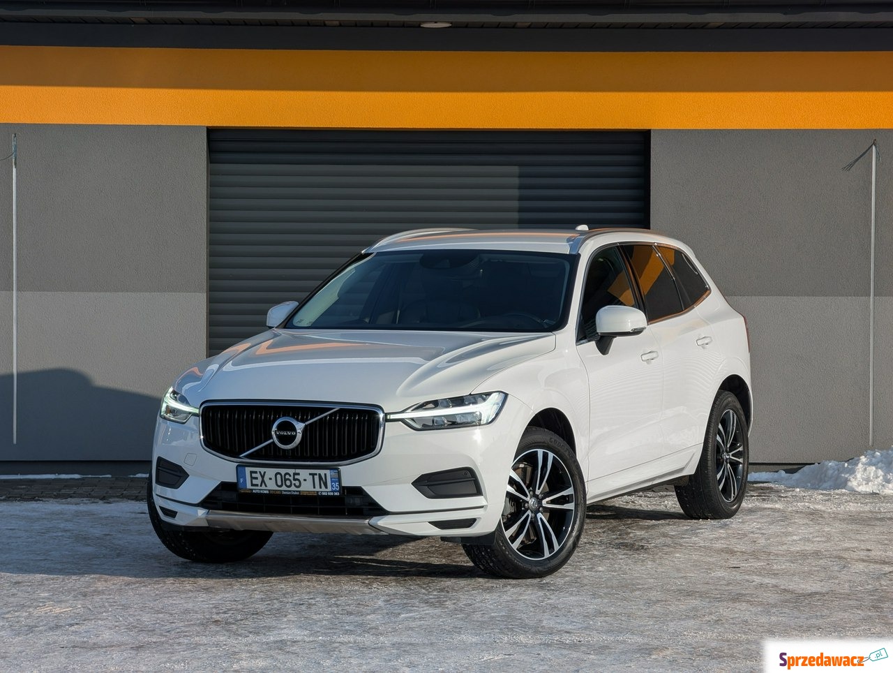 Volvo XC 60 - D4 Momentum Pro