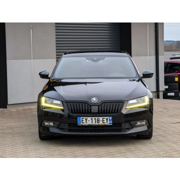 Skoda Superb  Sedan/Limuzyna 2018,  2.0 diesel, automat - Na sprzedaż za 76 900 zł - Goworowo - zdjęcie 3