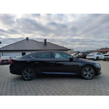 Skoda Superb  Sedan/Limuzyna 2016,  2.0 diesel, automat - Na sprzedaż za 63 900 zł - Goworowo - zdjęcie 5
