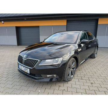 Skoda Superb  Sedan/Limuzyna 2016,  2.0 diesel, automat - Na sprzedaż za 63 900 zł - Goworowo - zdjęcie 9