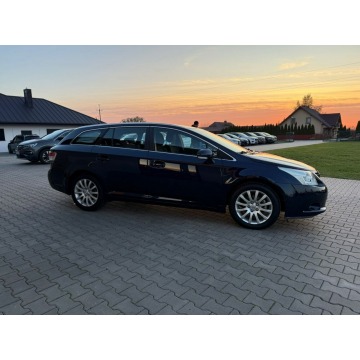 Toyota Avensis 2009,  1.8 benzyna - Na sprzedaż za 23 900 zł - Goworowo - zdjęcie 11