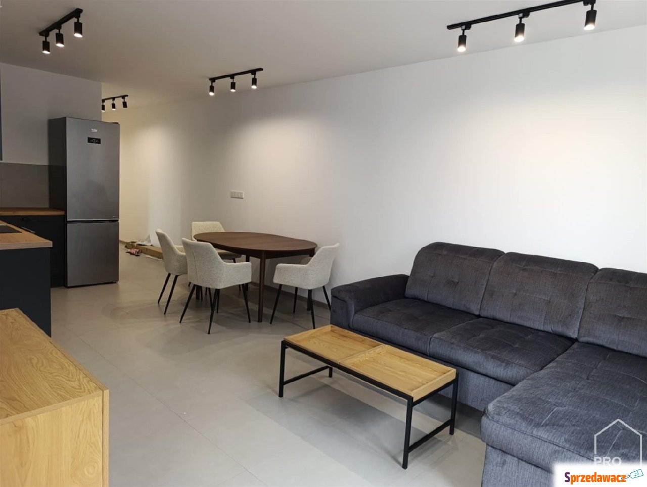 3-pokojowy apartament na os.Ra...