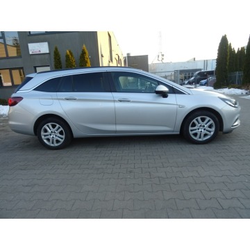 Opel Astra  Kombi 2019,  1.4 benzyna - Na sprzedaż za 38 900 zł - Łódź - zdjęcie 7