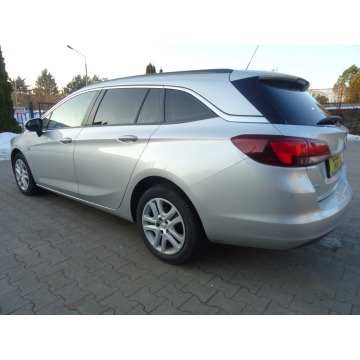 Opel Astra  Kombi 2019,  1.4 benzyna - Na sprzedaż za 38 900 zł - Łódź - zdjęcie 11