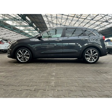 Kia Niro  SUV 2019,  1.6 hybryda, automat - Na sprzedaż za 86 900 zł - Mysłowice - zdjęcie 6