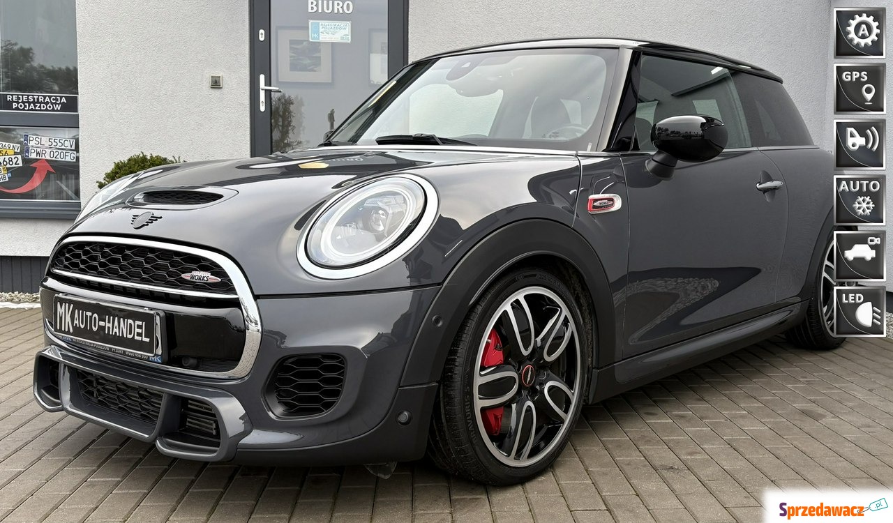 Mini John Cooper Works - | Stan...