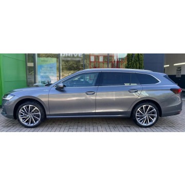 Skoda Superb 2026,  2.0 benzyna, automat - Na sprzedaż za 209 699 zł - Warszawa - zdjęcie 3