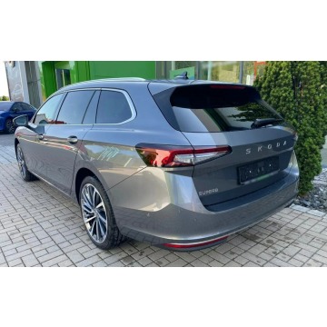 Skoda Superb 2026,  2.0 benzyna, automat - Na sprzedaż za 209 699 zł - Warszawa - zdjęcie 4