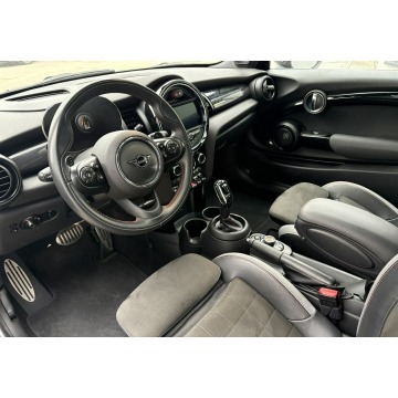 Mini   Hatchback 2019,  2.0 benzyna, automat - Na sprzedaż za 79 900 zł - Pyzdry - zdjęcie 7