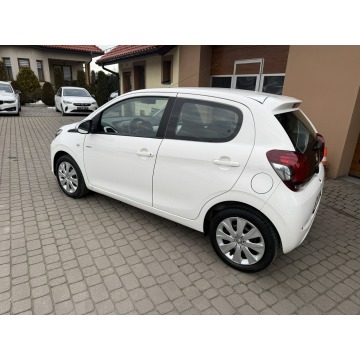 Peugeot 108  Hatchback 2018,  1.0 benzyna, automat - Na sprzedaż za 31 900 zł - Orzech - zdjęcie 10