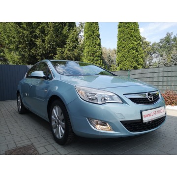 Opel Astra 2010,  1.6 benzyna - Na sprzedaż za 22 900 zł - Strzegom - zdjęcie 3