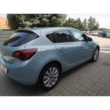 Opel Astra 2010,  1.6 benzyna - Na sprzedaż za 22 900 zł - Strzegom - zdjęcie 5