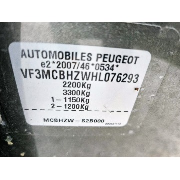 Peugeot 5008  SUV 2018,  1.6 diesel, automat - Na sprzedaż za 59 999 zł - Warszawa - zdjęcie 8