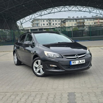Opel Astra  Hatchback 2013,  1.4 benzyna - Na sprzedaż za 23 900 zł - Ostrów Mazowiecka - zdjęcie 8