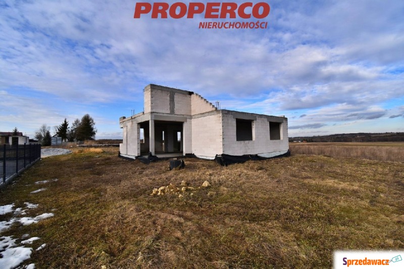 Sprzedam dom Lisów -  wolnostojący,  pow.  155 m2,  działka:   922 m2