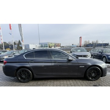 BMW Seria 5  Sedan/Limuzyna 2014,  2.0 benzyna, automat - Na sprzedaż za 44 900 zł - Żory - zdjęcie 9