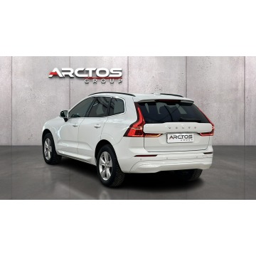 Volvo   SUV 2021,  2.0 diesel, automat - Na sprzedaż za 107 700 zł - Warszawa - zdjęcie 3