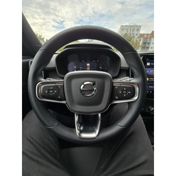 Volvo   SUV 2023 elektryczny, automat - Na sprzedaż za 134 500 zł - Tychy - zdjęcie 10