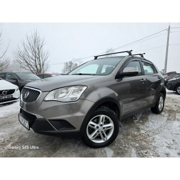 SsangYong Korando  SUV 2011,  2.0 diesel - Na sprzedaż za 14 999 zł - Nowe Sójki - zdjęcie 3