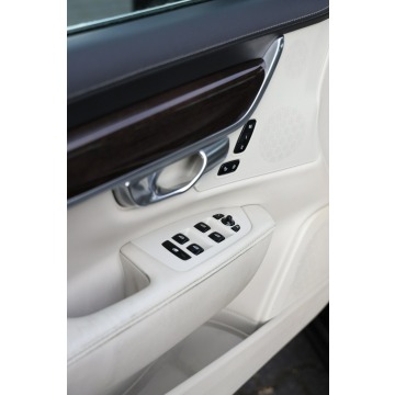 Volvo S90  Sedan/Limuzyna 2020,  2.0 benzyna, automat - Na sprzedaż za 87 900 zł - Tychy - zdjęcie 9
