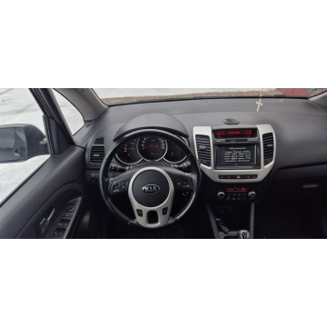 Kia Venga  Hatchback 2014,  1.6 diesel - Na sprzedaż za 29 800 zł - Paproć - zdjęcie 11