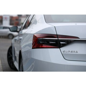 Skoda Superb  Liftback 2021,  2.0 benzyna, automat - Na sprzedaż za 99 900 zł - Tychy - zdjęcie 9