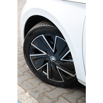 Skoda Superb  Liftback 2021,  2.0 benzyna, automat - Na sprzedaż za 99 900 zł - Tychy - zdjęcie 11