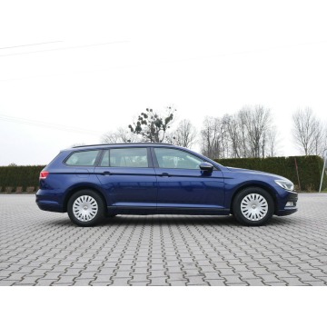 Volkswagen Passat 2019,  2.0 diesel - Na sprzedaż za 59 900 zł - Goczałkowice-Zdrój - zdjęcie 10