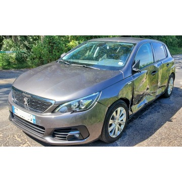 Peugeot 308  Hatchback 2018,  1.2 benzyna - Na sprzedaż za 22 999 zł - Pleszew - zdjęcie 8