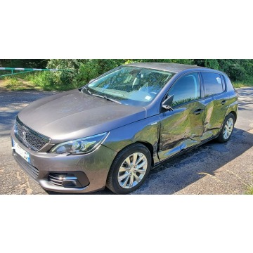 Peugeot 308  Hatchback 2018,  1.2 benzyna - Na sprzedaż za 22 999 zł - Pleszew - zdjęcie 7