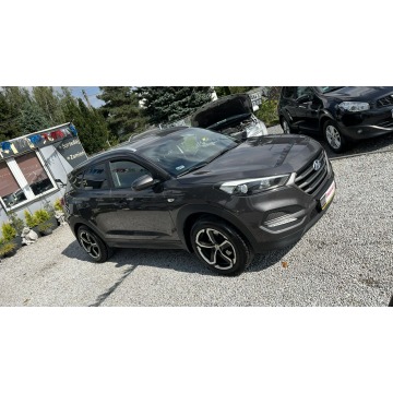 Hyundai Tucson  SUV 2015,  1.7 diesel - Na sprzedaż za 59 800 zł - Świdnica - zdjęcie 9