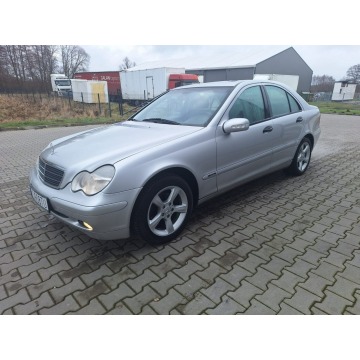 Mercedes - Benz C-klasa  Sedan/Limuzyna 2003,  2.1 diesel, automat - Na sprzedaż za 17 900 zł - Stargard - zdjęcie 5