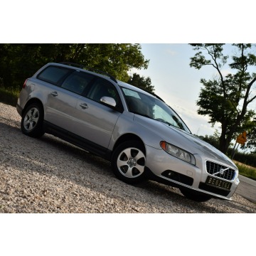 Volvo V70 2008,  2.0 benzyna - Na sprzedaż za 17 999 zł - Nowe Sójki - zdjęcie 8