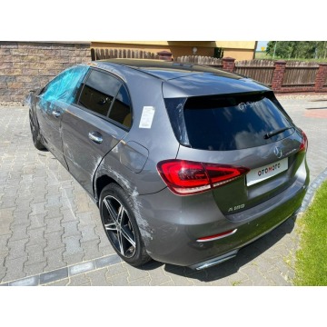 Mercedes - Benz A-klasa  Liftback 2019,  1.3 benzyna, automat - Na sprzedaż za 20 000 zł - Margonin - zdjęcie 5