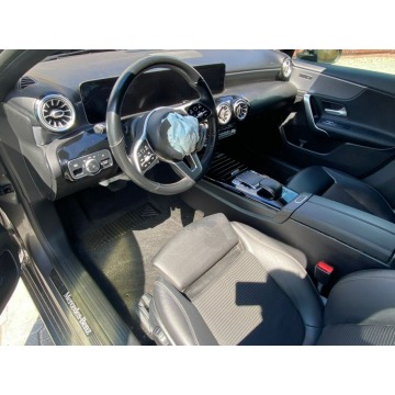 Mercedes - Benz A-klasa  Liftback 2019,  1.3 benzyna, automat - Na sprzedaż za 20 000 zł - Margonin - zdjęcie 11