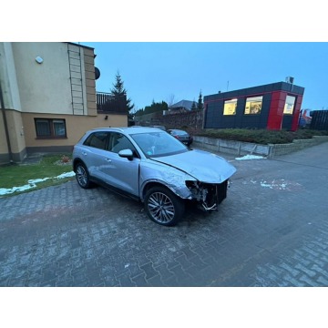 Audi Q3  SUV 2019,  2.0 benzyna, automat - Na sprzedaż za 37 500 zł - Margonin - zdjęcie 2