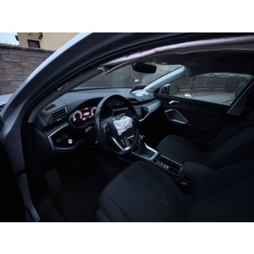 Audi Q3  SUV 2019,  2.0 benzyna, automat - Na sprzedaż za 37 500 zł - Margonin - zdjęcie 9