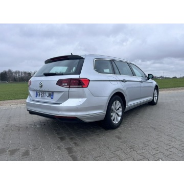 Volkswagen Passat 2020,  1.6 diesel, automat - Na sprzedaż za 61 900 zł - Margonin - zdjęcie 6