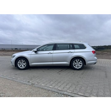 Volkswagen Passat 2020,  1.6 diesel, automat - Na sprzedaż za 61 900 zł - Margonin - zdjęcie 7