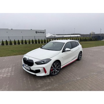 BMW Seria 1  Liftback 2021,  2.0 benzyna, automat - Na sprzedaż za 139 000 zł - Margonin - zdjęcie 8