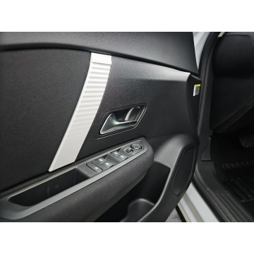 Citroen C4  Hatchback 2025,  1.2 benzyna, automat - Na sprzedaż za 97 900 zł - Łódź - zdjęcie 10