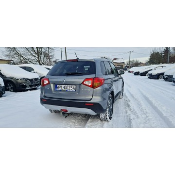 Suzuki Vitara  SUV 2018,  1.6 benzyna - Na sprzedaż za 54 900 zł - Płock - zdjęcie 9