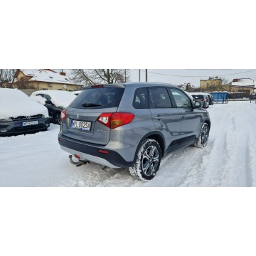 Suzuki Vitara  SUV 2018,  1.6 benzyna - Na sprzedaż za 54 900 zł - Płock - zdjęcie 10