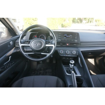 Hyundai Elantra  Sedan/Limuzyna 2022,  1.6 benzyna - Na sprzedaż za 56 900 zł - Poznań - zdjęcie 11